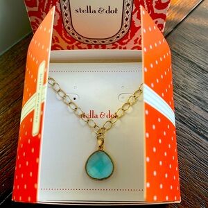 Stella & Dot serenity stone pendant necklace